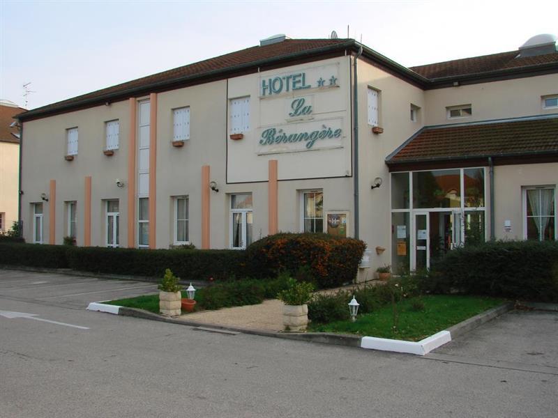 Hotel La Berangere Pérouges Exterior photo